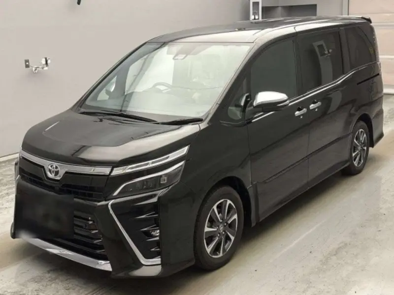 Toyota Voxy 2021